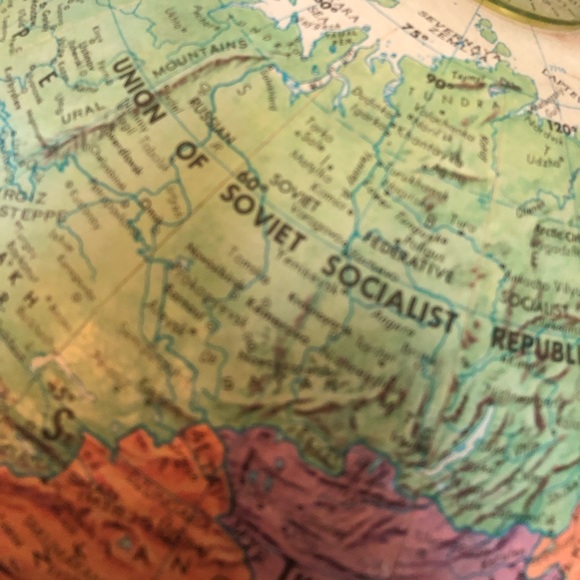 Globe 12” political includes USSR tin base & full meridian Replogle Made in USA - Picture 3 of 8